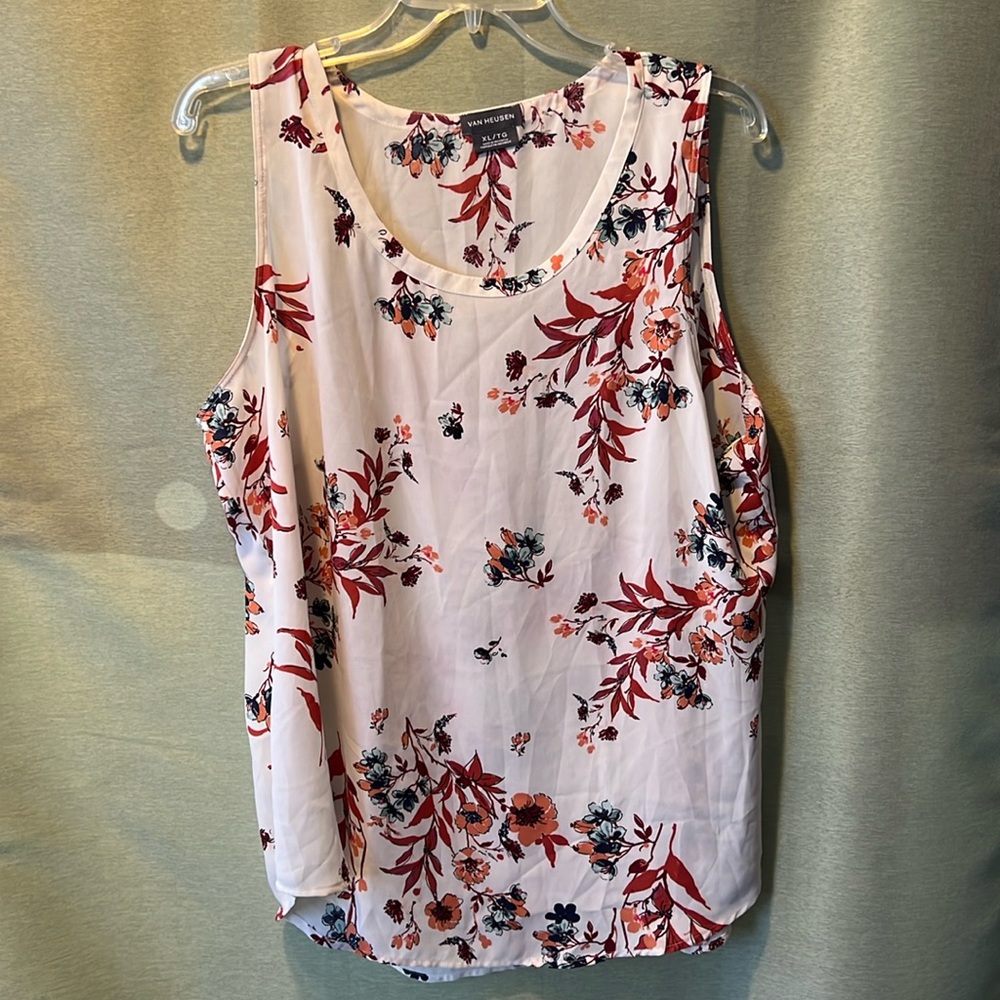 Van Heusen top